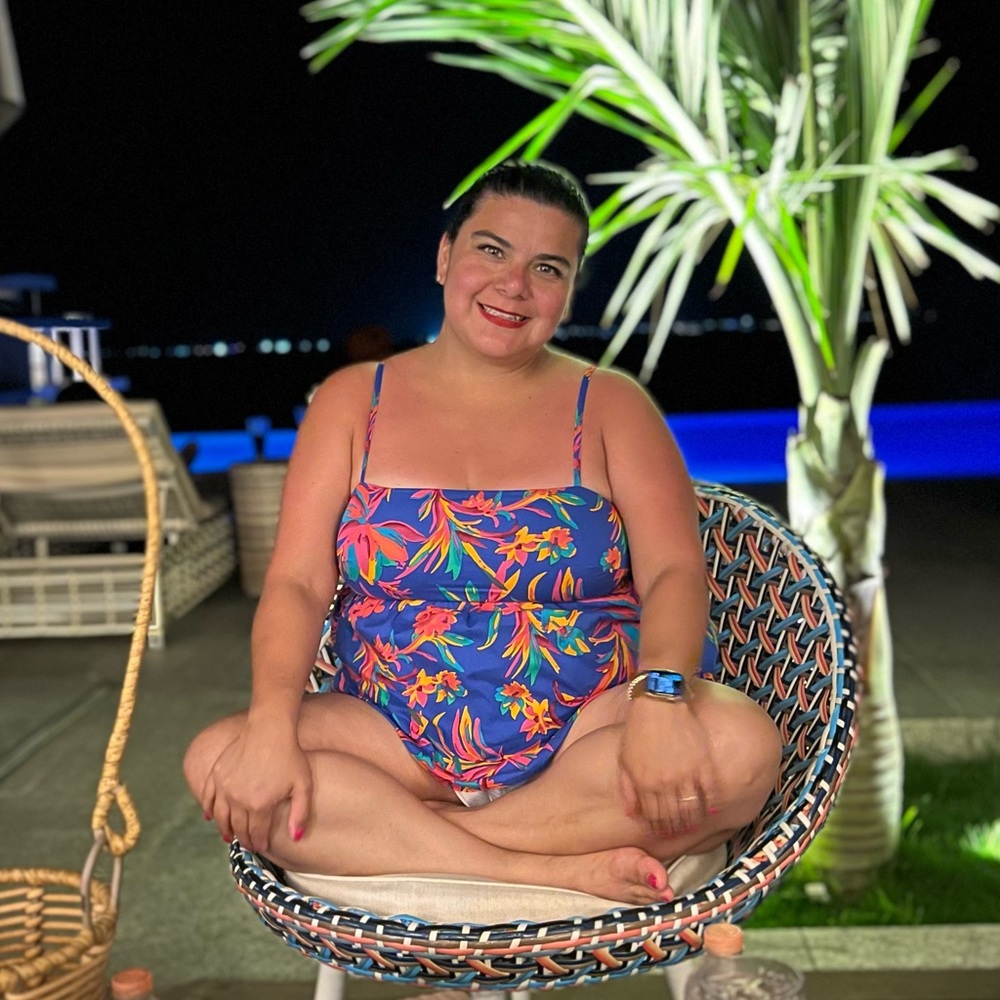 Meet your Posher, Ruiz